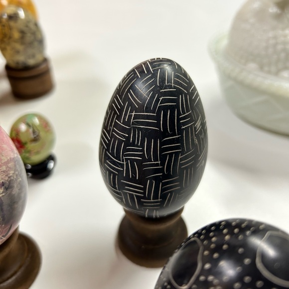 7 hand painted stone eggs in a basket . - Picture 7 of 9